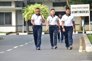 1001144176_320x213