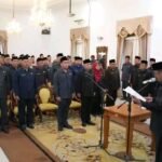 BUPATI KUKUHKAN DAN AMBIL SUMPAH JANJI/JABATAN MANAJERIAL DI LINGKUNGAN PEMKAB SUKABUMI